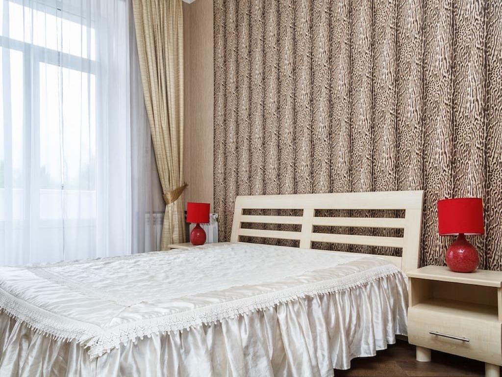 Apartments On Lermontova Zaporizhia Esterno foto